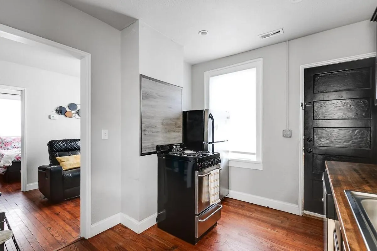 Tranquil Escape In Church Hill Near Libby Park Richmond Apartment